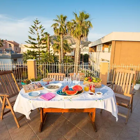 Bed and breakfast Olas Del Mar *